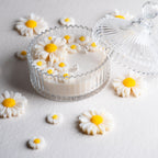 Large Sunny Daisy Warm Vanilla Scented Candle | EMBER™ Sunny Daisy